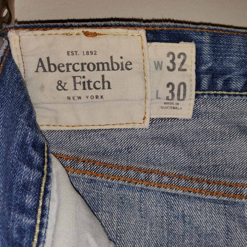 A&F low rise slim straight jeans - Picture 4 of 9